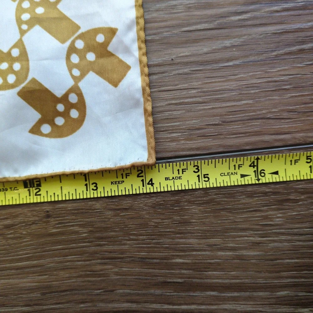 Vtg Vera Neumann Mushroom Scarf Tan White Retro Rectangular Oblong Polyester